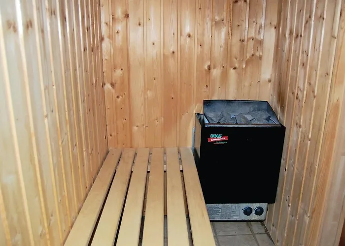 بيت للعطل With Sauna 331 Romo